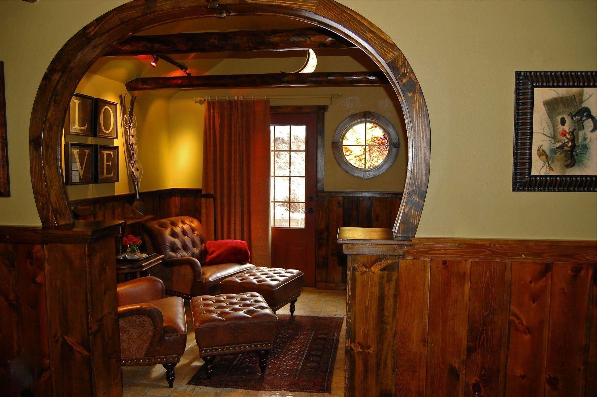 Highland Haven Creekside Inn Евергрін Екстер'єр фото